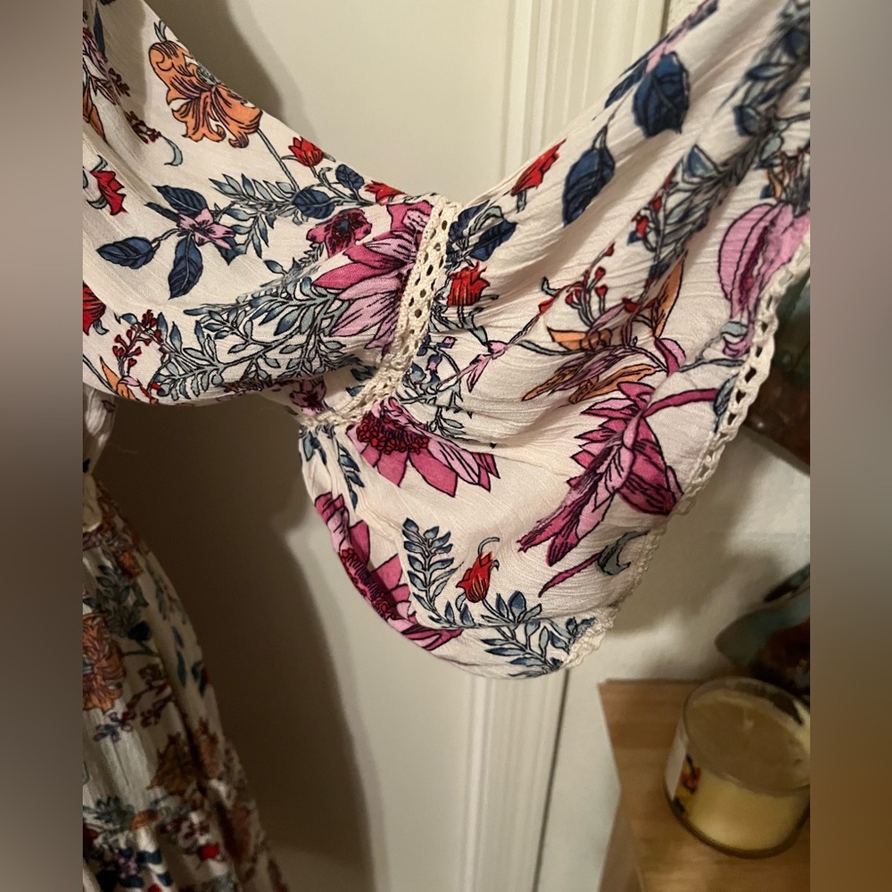 Angie Boho Multicolor Floral High-Low Blouse - Picture 3 of 4